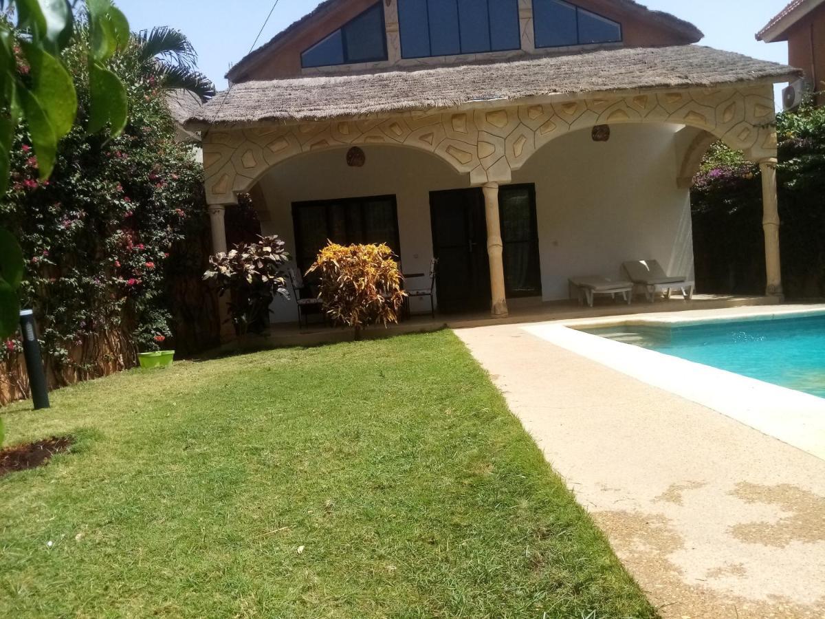 Villa Na Aldiana Saly Bagian luar foto