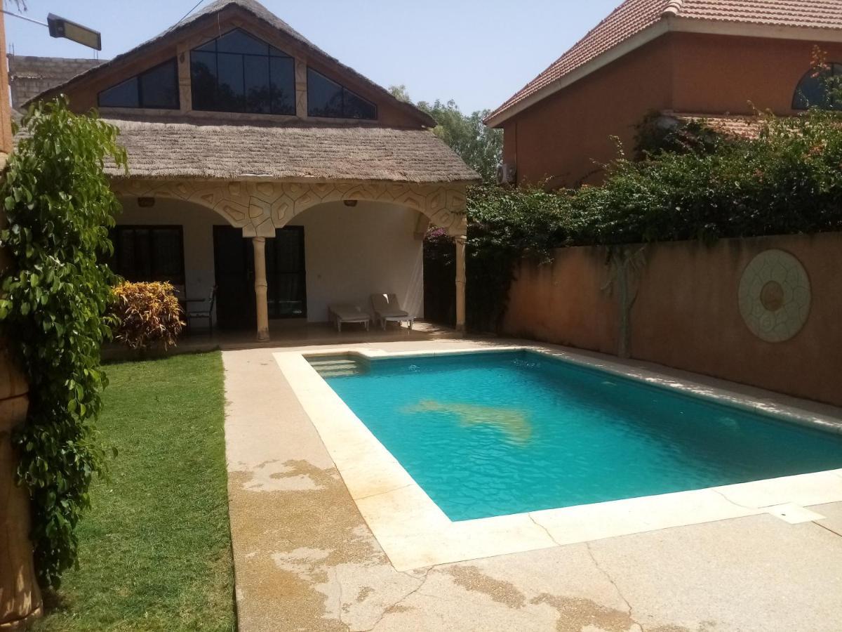 Villa Na Aldiana Saly Bagian luar foto