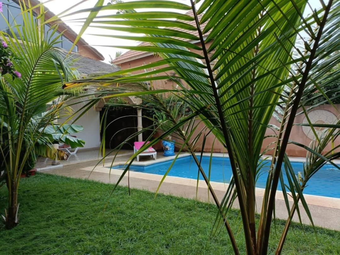 Villa Na Aldiana Saly Bagian luar foto